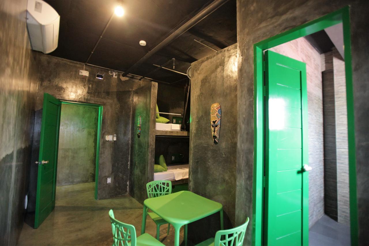 W Hostel Boracay Boracay Island Buitenkant foto